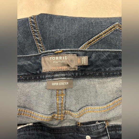 Torrid Luxe Slim Boot Jeans Women’s 18 Super Stretch hemmed-SEE MEASUREMENTS - Picture 3 of 12
